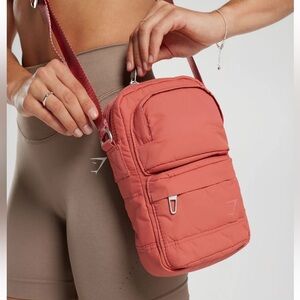 GYMSHARK PREMIUM LIFESTYLE CROSS BODY